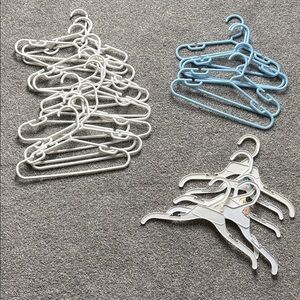 $2 if bundle: Kids Plastic Clothes Hangers (26 pieces) - White and Blue